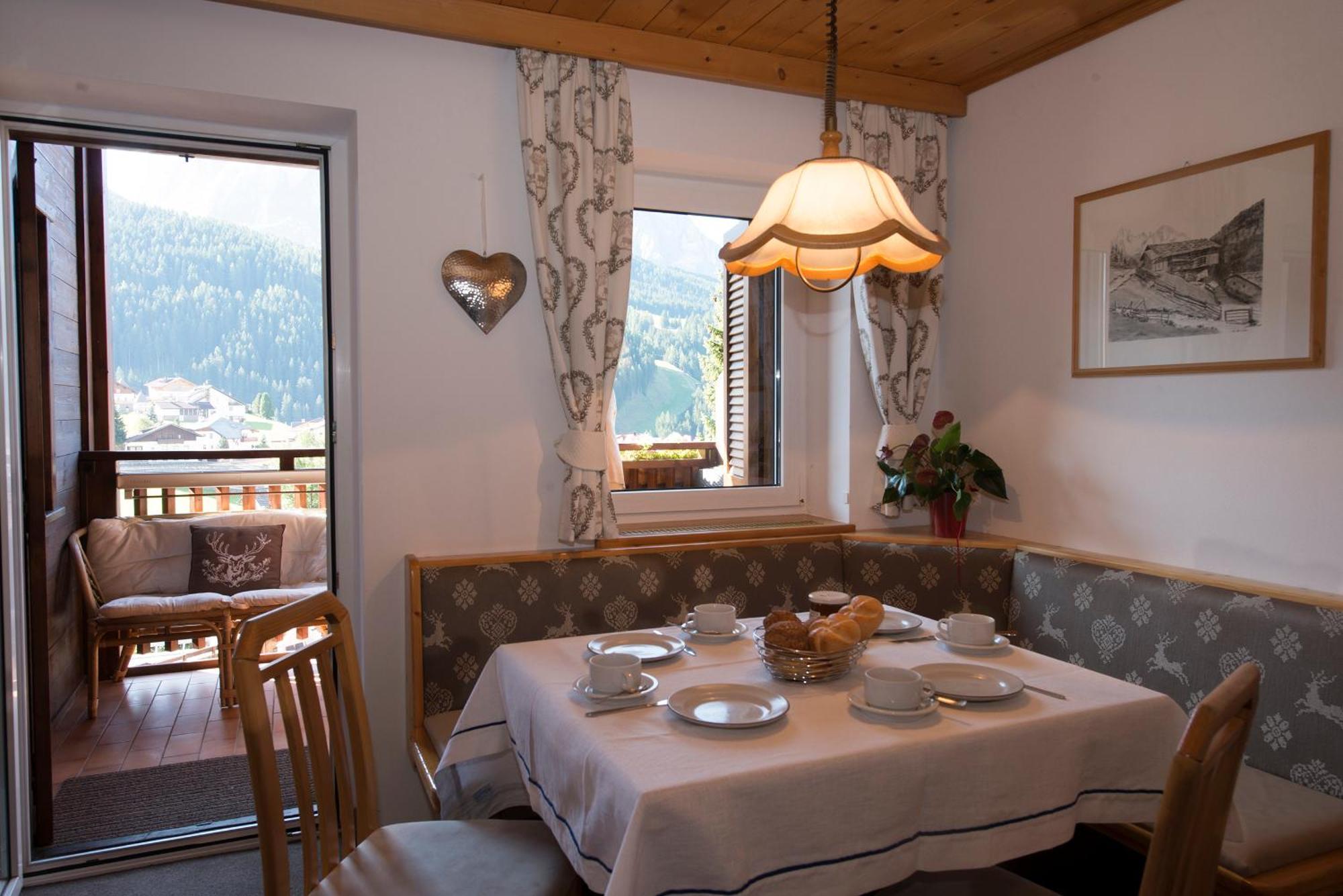 Appartamenti Olympic Santa Cristina Val Gardena Kamer foto